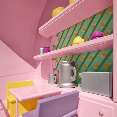 Sleepover At Polly Pockets Compact * Bayonne